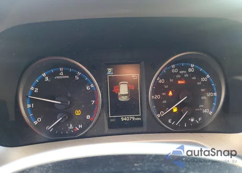 2017 Toyota Rav4 Xle из США, поврежденный, VIN 2T3RFREVXHW547220